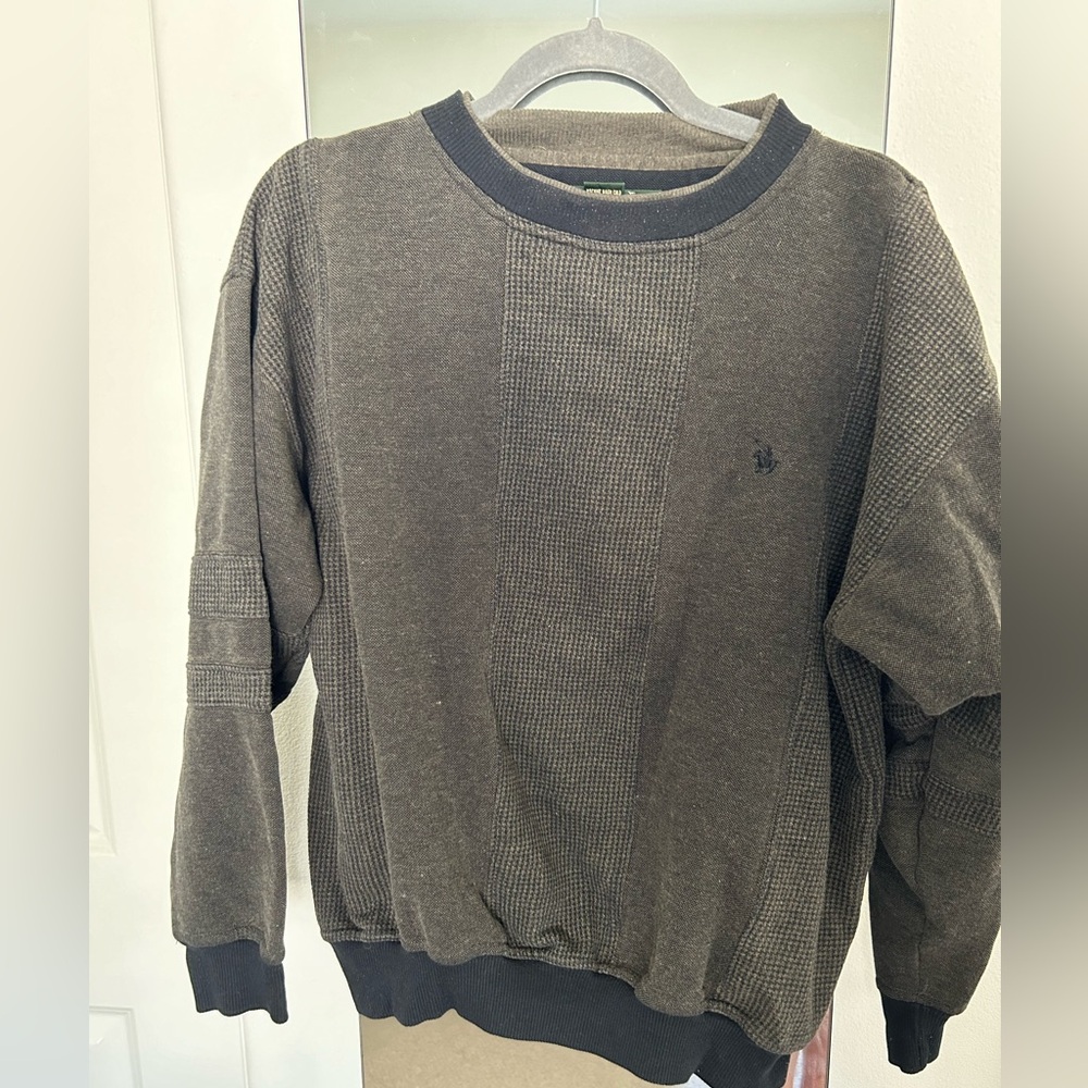 King’s Court Crewneck
